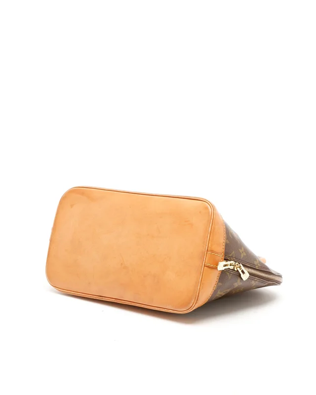 Louis Vuitton Monogram Alma PM Handbag in Coated canvas from A Retro Tale, photo 4 of 10