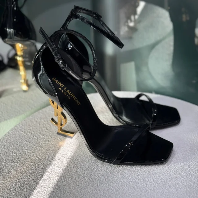 Saint Laurent Opyum Patent Leather Sandals Sz 38 in Patent leather from Revivre