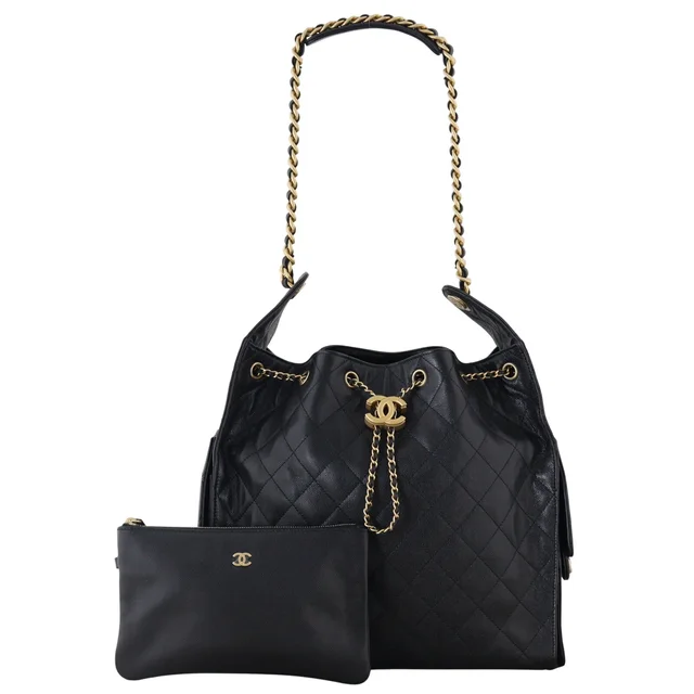 Chanel 25 Hobo Medium in Caviar leather from Luxe.It.Fwd