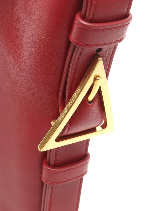 Bottega Veneta Top Handle Bag in Leather from A Retro Tale, photo 6 of 9