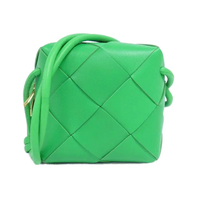 Bottega Veneta Lamb Shoulder Bag in Leather from LuxUness