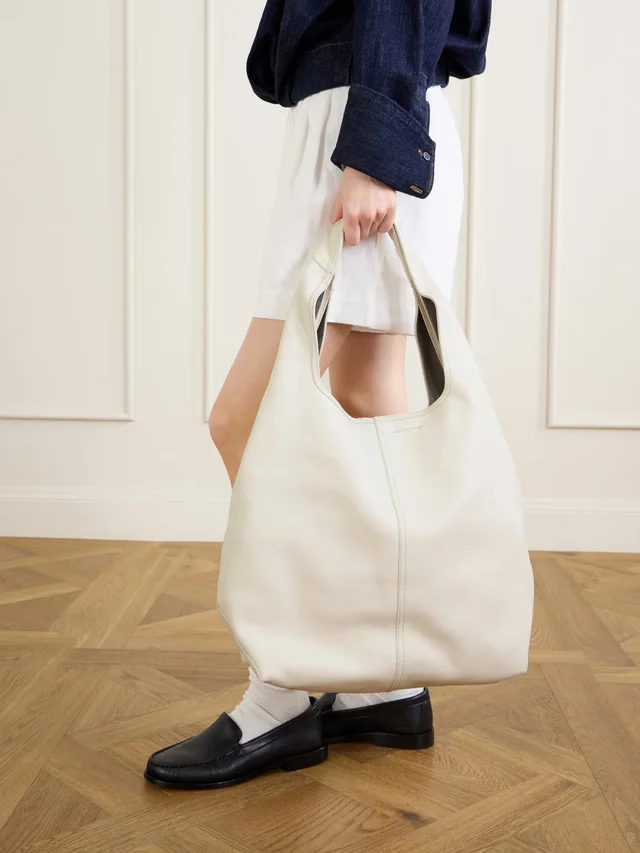 AMI PARIS Etienne leather shoulder bag - cream - One Size in Beige 100% Leather, photo 2 of 6 from NET-A-PORTER (Canada)