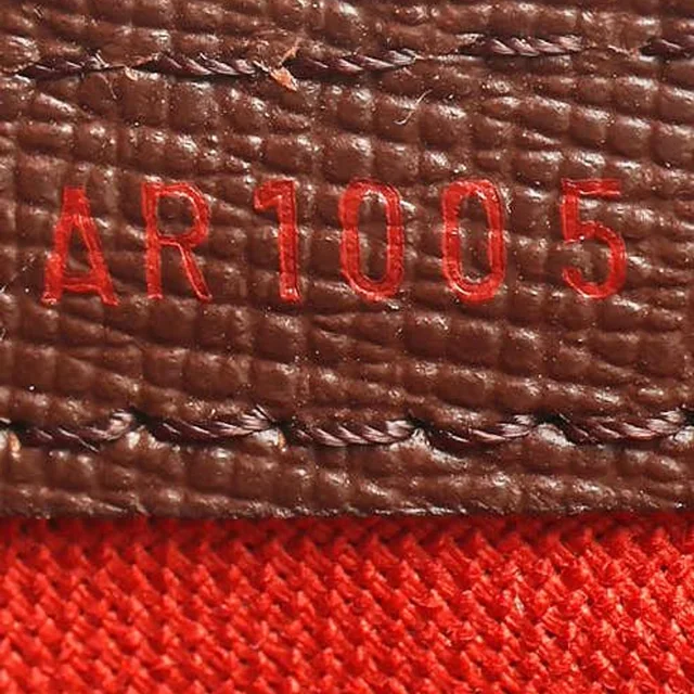 Louis Vuitton Damier Ebene Belem MM Bag in Brown Canvas from A Retro Tale, photo 7 of 8