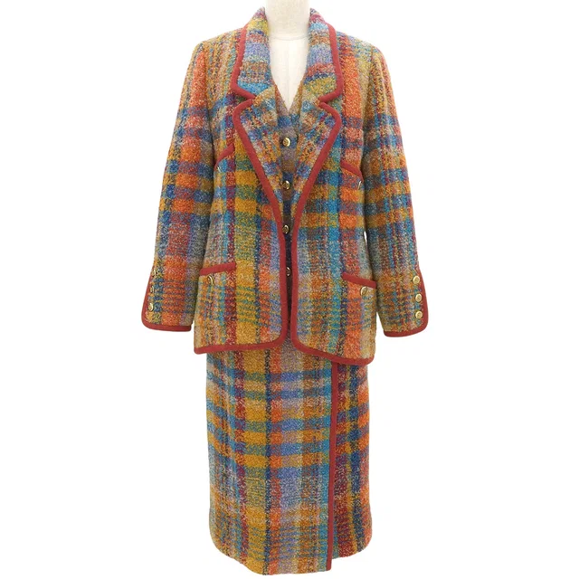 Chanel Tweed CC Mark Button 3-Piece Set #40 Bordeaux/Multi-color in Burgundy Tweed from VINTAGE QOO TOKYO