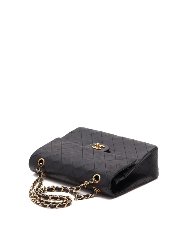 Chanel Classic Medium Square Double Flap Bag in Leather from A Retro Tale, photo 4 of 10