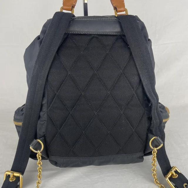 Burberry Nylon Rucksack Backpack in Leather, Metal, Nylon from Reowned, photo 7 of 16