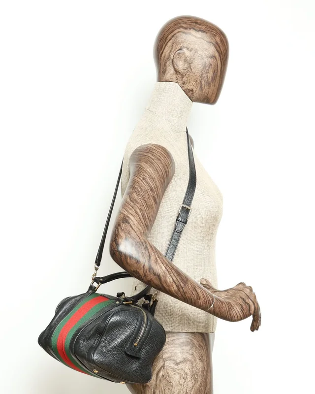 Gucci Sherry Boston Bag in Caviar leather from A Retro Tale, photo 9 of 12