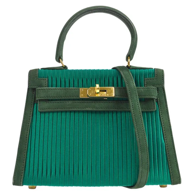 Hermès 1990 Mini Kelly 20 Sellier Green Pleated Silk in Green Silk from AMORE Vintage Tokyo