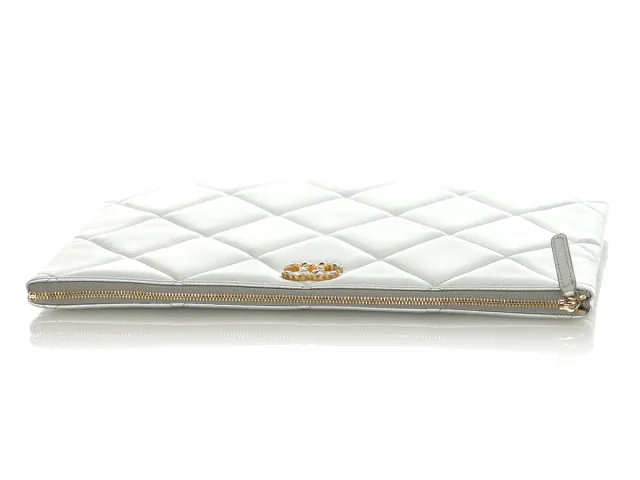 Chanel Large Metallic Silver Quilted Lambskin O Case in Silver Lambskin from Ann's Fabulous Finds, photo 7 of 9