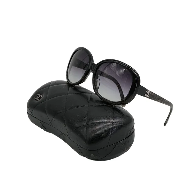 Chanel Vintage Sunglasses Cocomark Black Eyewear in Black from Luxury Promise, photo 2 of 2