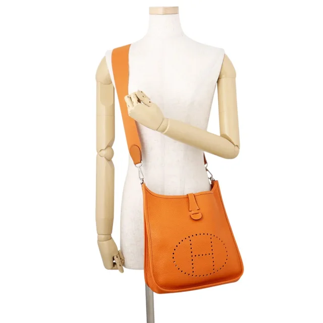 Hermès Evelyne 1 Orange Taurillon Clemence Size PM in Orange Clemence leather from GALLERY RARE, photo 5 of 18