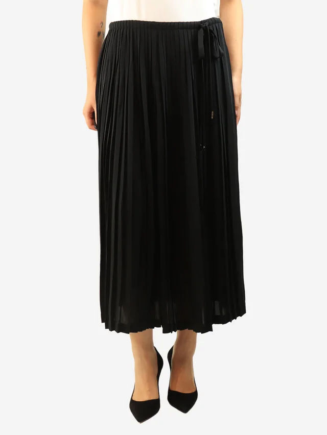 Valentino Garavani Black pleated midi skirt - size UK 12 in Black Silk from Sign of the Times