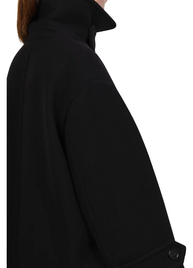 CHLOE Double breasted coat in Black Outer: 80% wool, 20% polyamide, main lining: 62% viscose, 38% cotton, button: 100% horn Asian water buffalo leather, photo 5 of 6 from 24S (Canada)