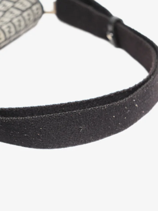 Fendi Black and grey Zucchino canvas shoulder bag in Black Canvas from Sign of the Times, photo 7 of 9