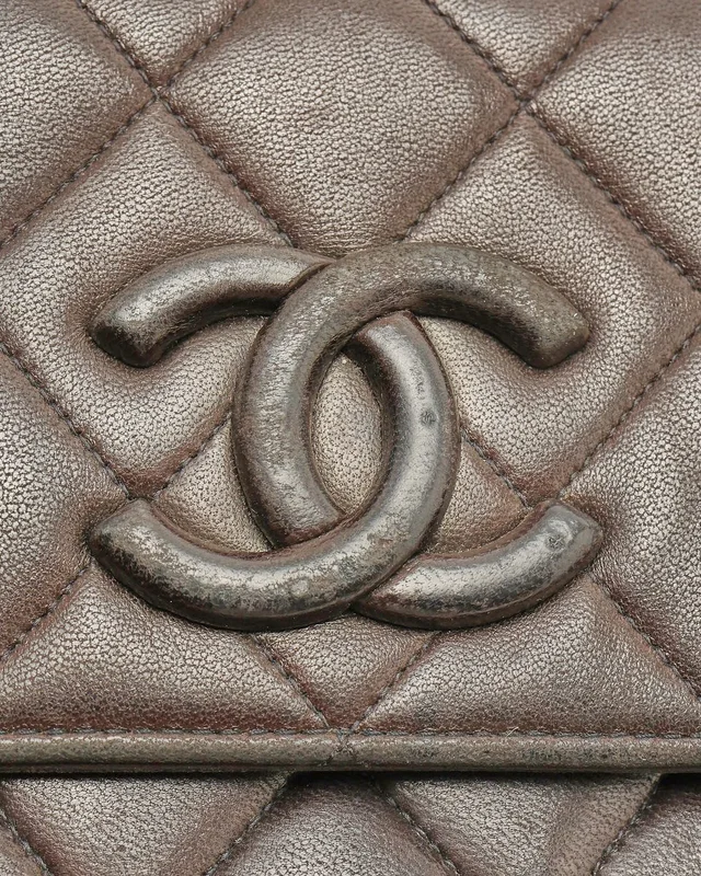 Chanel CC Single Flap Bag in Leather from A Retro Tale, photo 6 of 9