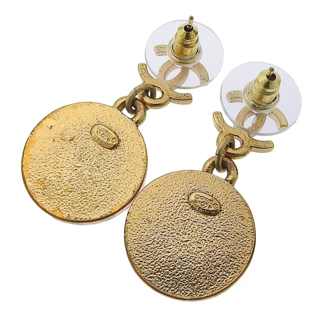 Chanel Coco Mark Star Motif Earrings in Gold Gold-plated metal from LuxUness, photo 2 of 5
