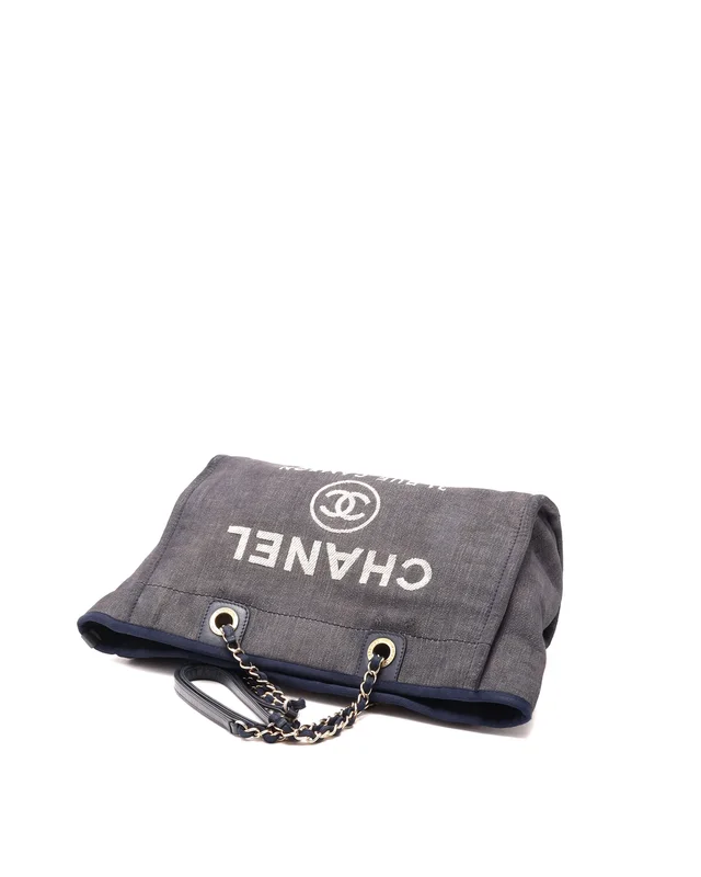 Chanel Deauville PM Tote Bag in Canvas from A Retro Tale, photo 4 of 12