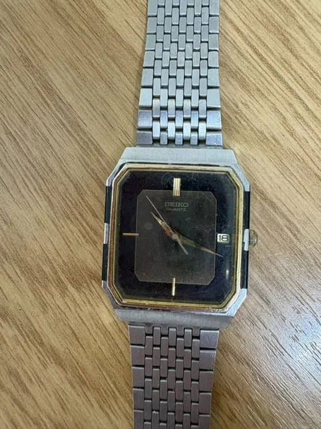 Seiko Vintage Quartz Mens Watch in Silver Stainless Steel from Oxfam Online Shop