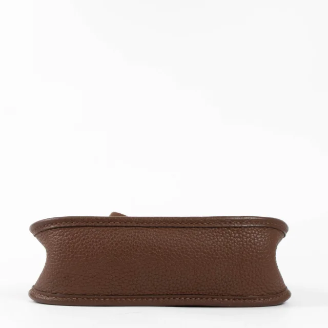 Hermès Evelyne 16 Cacao Clemence PHW in Clemence leather from Labellov, photo 5 of 8