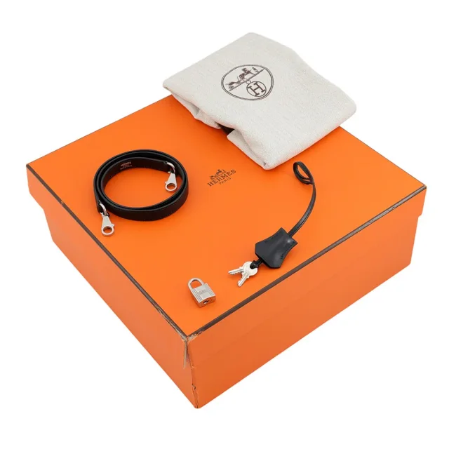 Hermès Kelly Sellier Black/Orange/Green Vibrato Gulliver Size 28 in Black from GALLERY RARE, photo 21 of 21