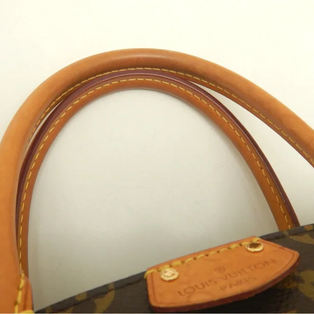 Louis Vuitton Turenne Monogram Handbag in Brown Canvas from LuxUness, photo 11 of 19