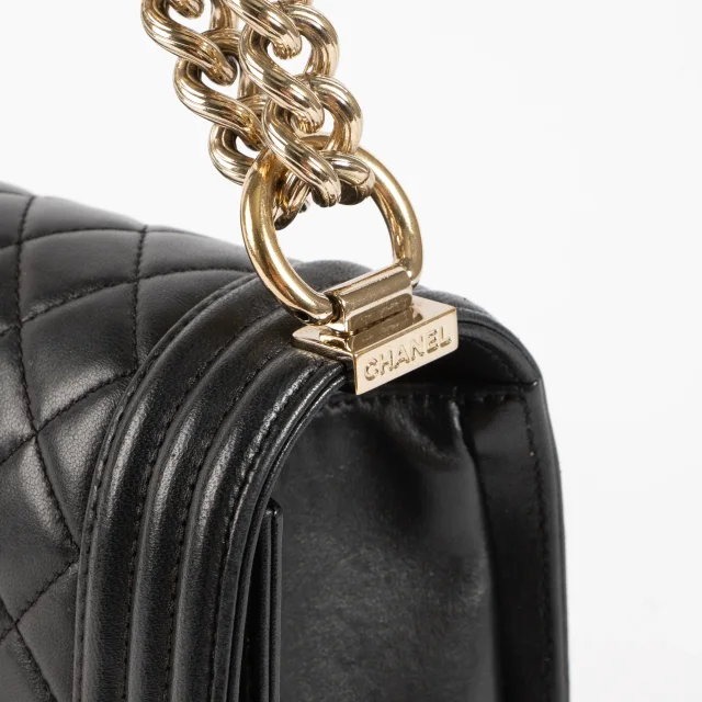 Black Calfskin Medium Boy Chanel Bag in Black Calfskin from Labellov, photo 6 of 7