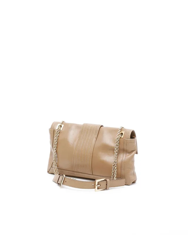 Fendi Baguette Chain Flap Bag in Leather from A Retro Tale, photo 3 of 11
