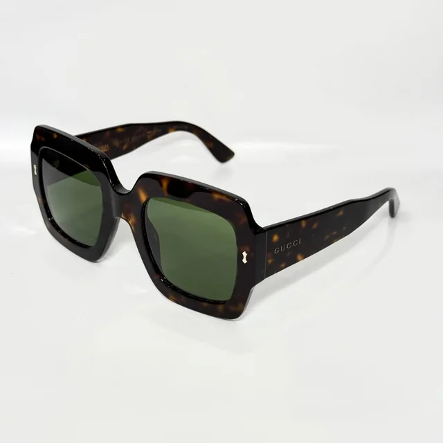 Gucci Tortoise Shell Sunglasses with Case from Revivre Luxury Consignment