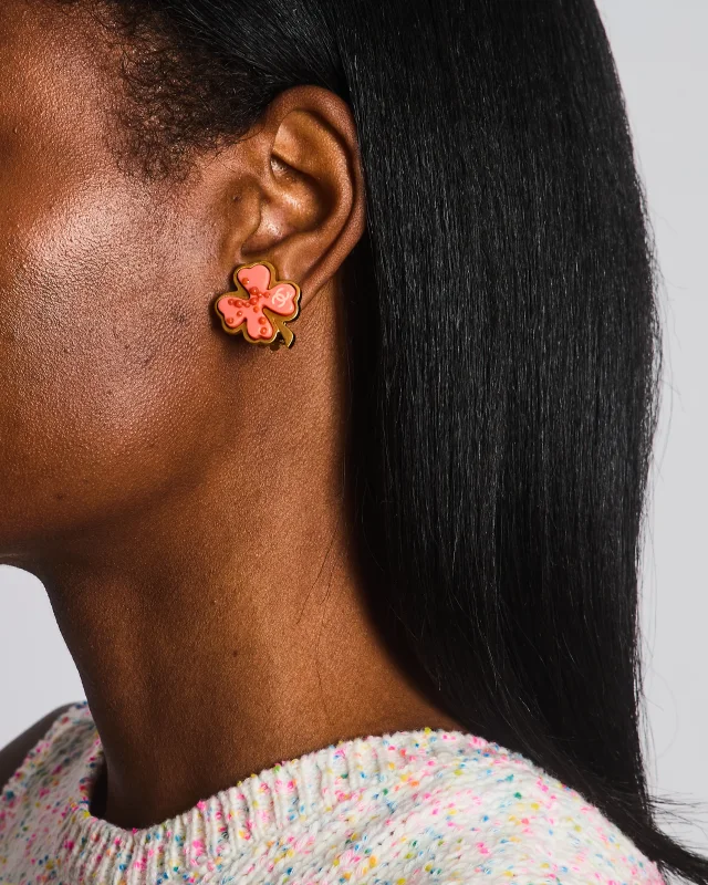 Chanel Vintage Brushed Gold and Pink Clover Clip On Earrings with CC Logo and Beads Details in Pink from Sellier, photo 2 of 8