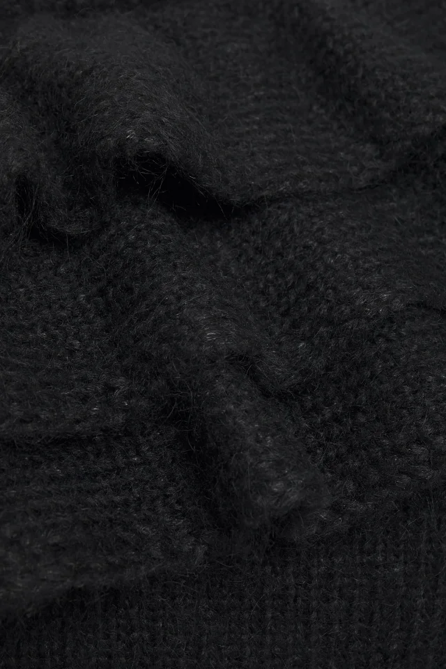 Philosophy di Lorenzo Serafini One-Shoulder Tiered Ruffled Knitted Sweater in Black, photo 4 of 4 from THE OUTNET