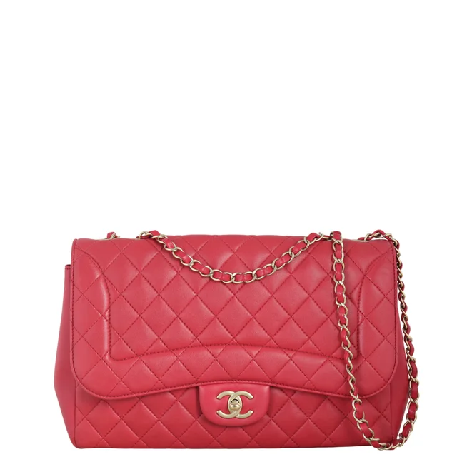 Chanel Mademoiselle Chic Flap Bag Jumbo in Leather from Luxe.It.Fwd