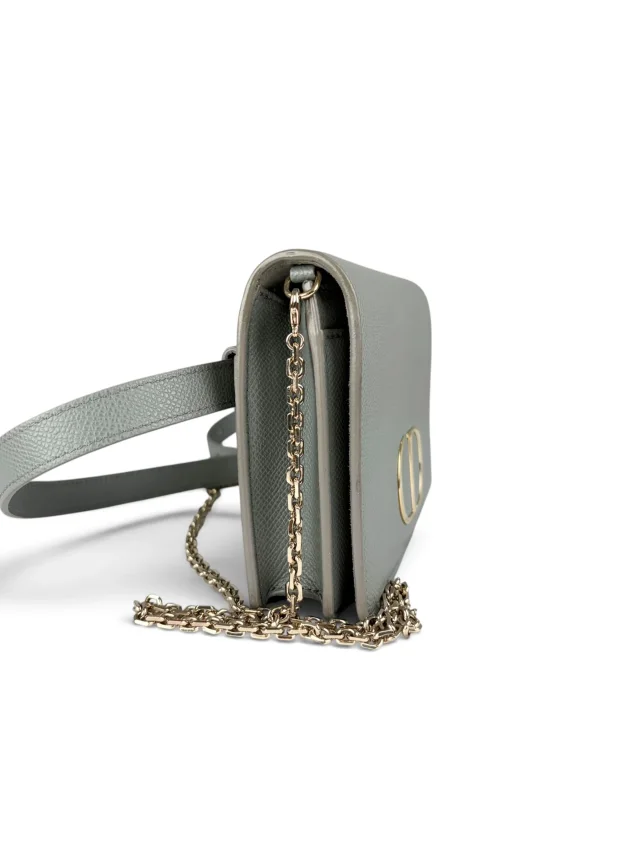 Dior Blue Grained Leather 30 Montaigne 2-in-1 Pouch in Blue Caviar leather from Season 2 Consign, photo 2 of 8
