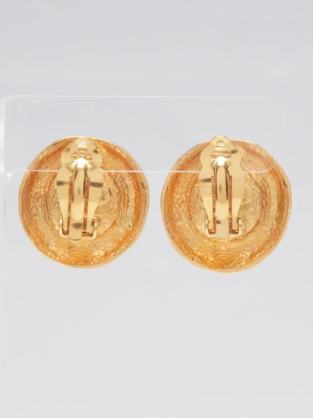 Chanel Goldtone Metal and Faux Pearl Clip-On Earrings from Yoogis, photo 4 of 4