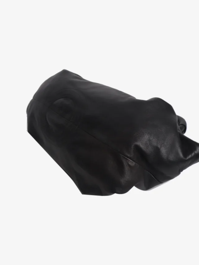 Loewe Black Aire nappa leather shoulder bag in Black Nappa leather from Sign of the Times, photo 4 of 7