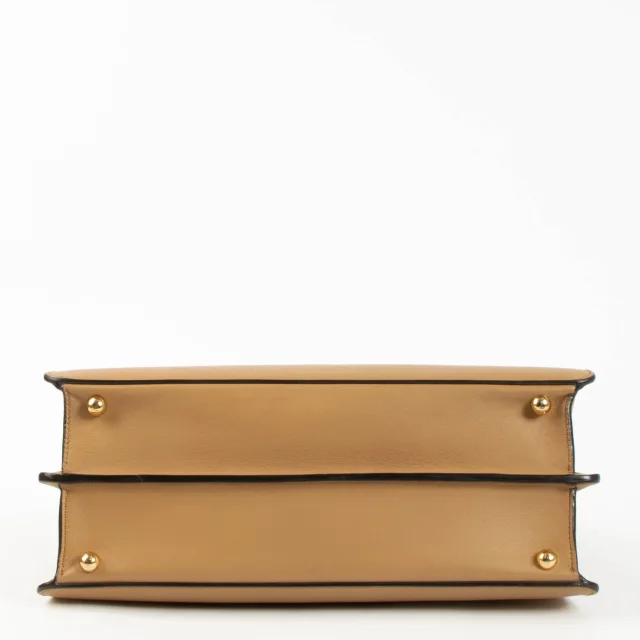Fendi Beige Leather Medium Peekaboo IseeU Bag in Beige Leather from Labellov, photo 5 of 6