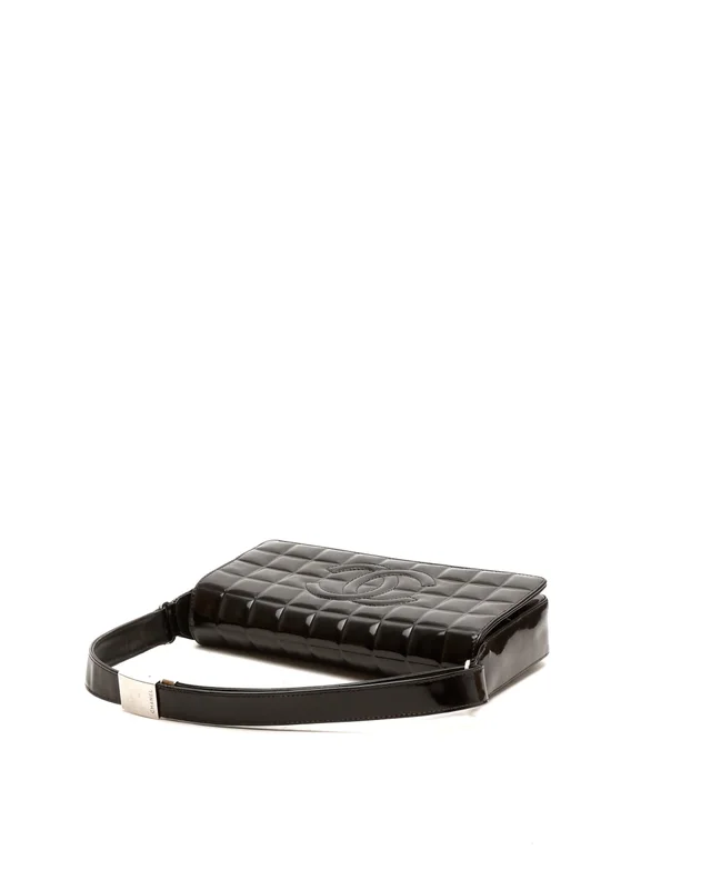 Chanel CC Choco Bar East West Bag in Patent leather from A Retro Tale, photo 4 of 8
