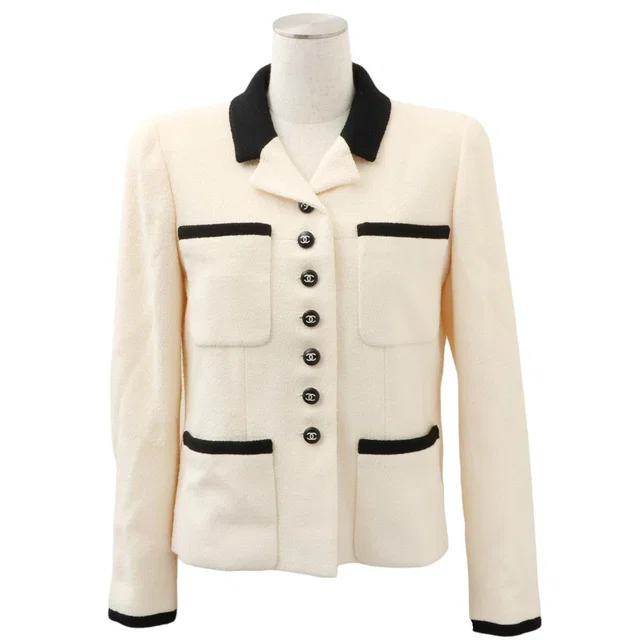 Chanel 1996 Two-Tone CC Mark Button Jacket #38 Ivory in White Wool from VINTAGE QOO TOKYO