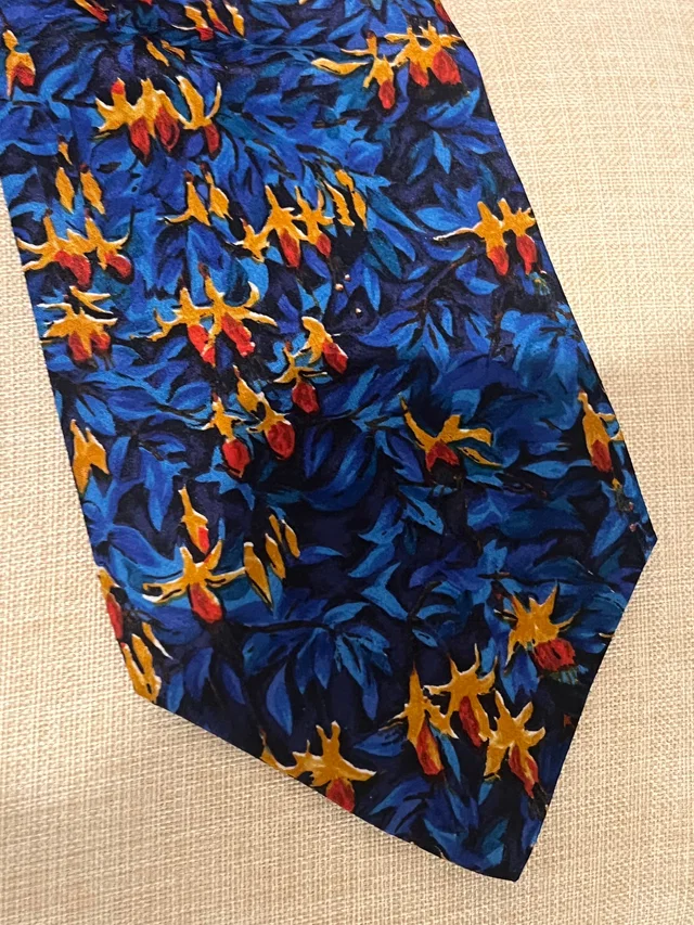 Blue YSL tie in Blue Silk from Luxury Promise