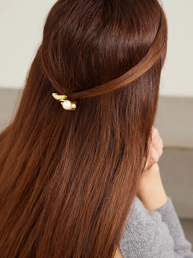 COMPLETEDWORKS Gold-plated pearl hair clip in Metallic, photo 2 of 2 from NET-A-PORTER (Canada)