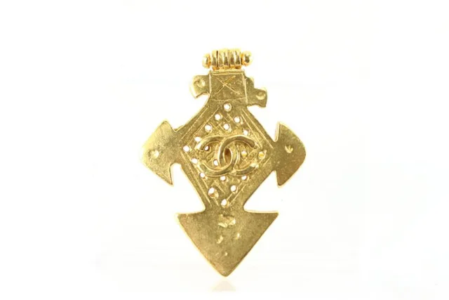 Chanel 94p 24k Gold Plated CC Cross Brooch Pin in Gold from Bagriculture