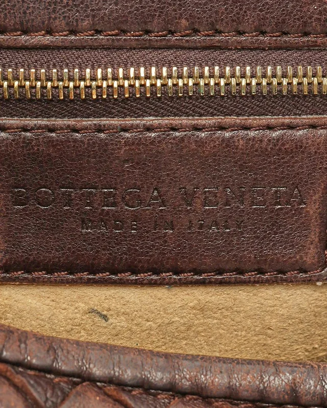 Bottega Veneta Small Intrecciato Hobo Bag in Woven leather from A Retro Tale, photo 7 of 9
