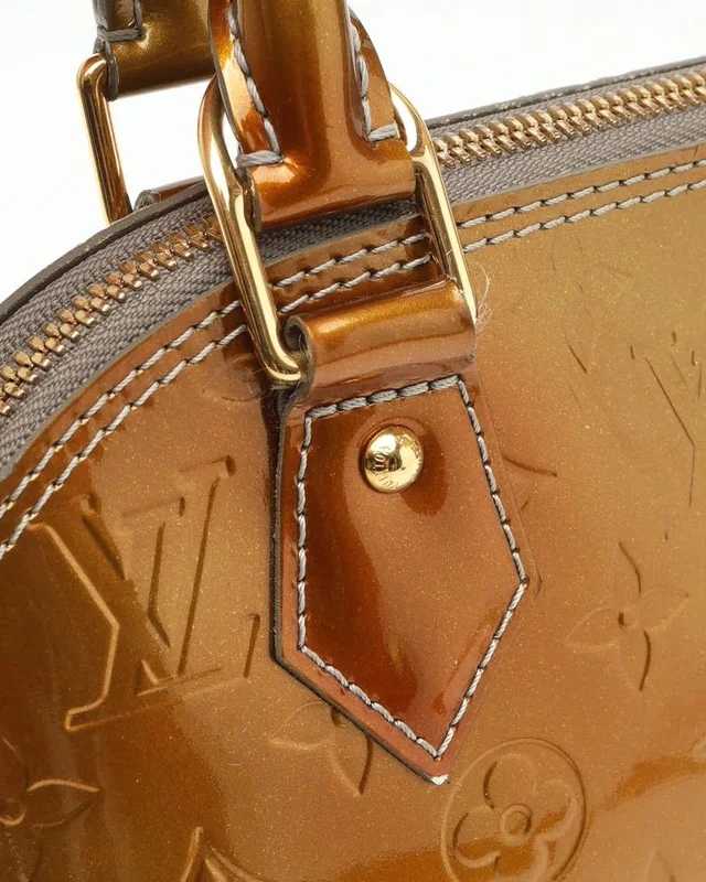 Louis Vuitton Vernis Alma BB in Patent leather from A Retro Tale, photo 8 of 13