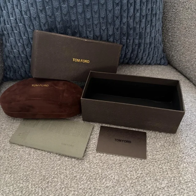 Tom Ford Women's Sunglasses - Brown/Black in red|brown|black from Depop, photo 1 of 1
