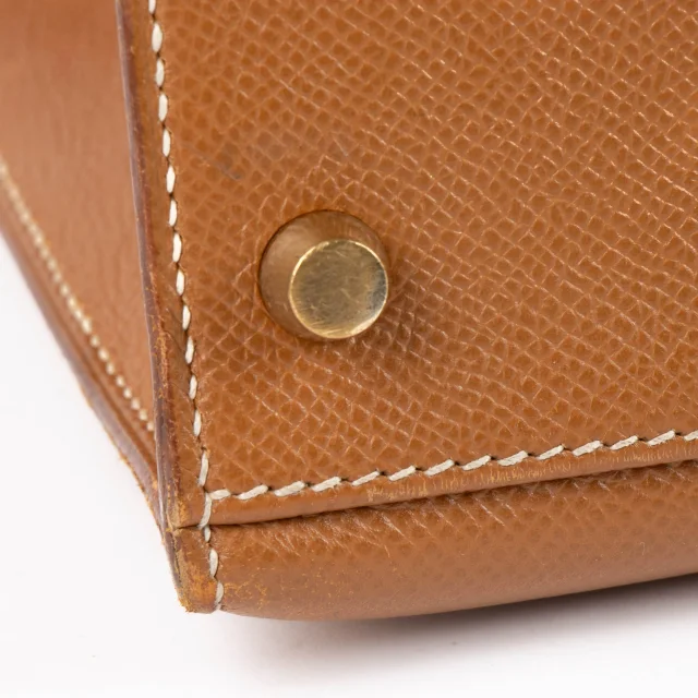 Hermès Kelly 35 Gold Courchevel GHW in Gold Leather from Labellov, photo 10 of 16