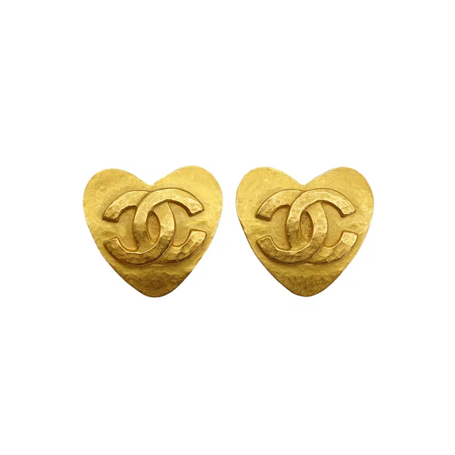 Chanel Vintage Earrings Heart Cocomark Gold Accessory 95P in Gold from Luxury Promise