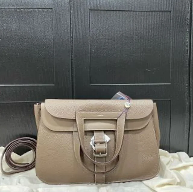 Hermès Halzan 31 Elephant Grey Y-Engraved in Grey from Luxury Promise