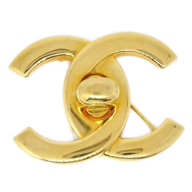 Chanel 1996 Turnlock CC Brooch Pin Gold Large in Gold from AMORE Vintage Tokyo