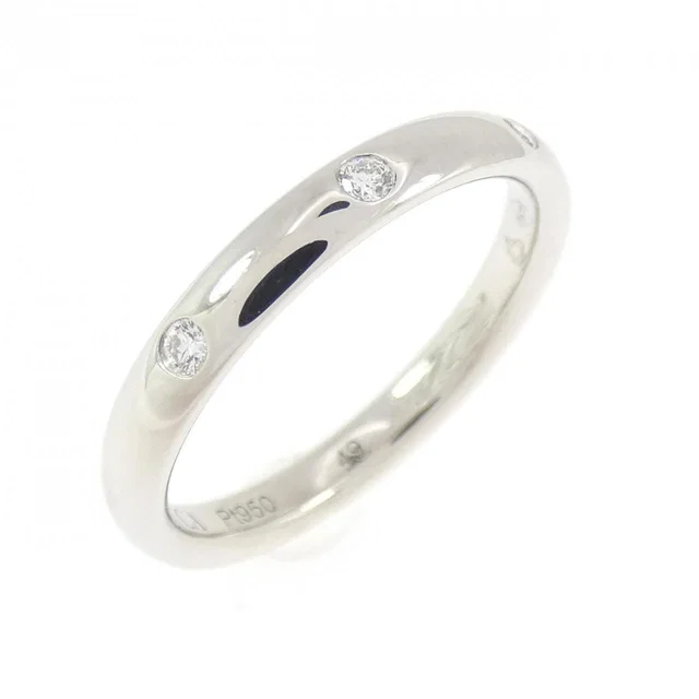 Van Cleef & Arpels Tendrement Etoile Ring from The Reluxe
