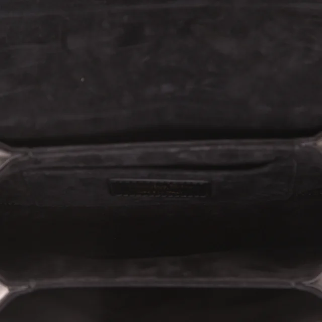 Dior 30 Montaigne Avenue shoulder bag in Black Leather from Collector Square, photo 4 of 4