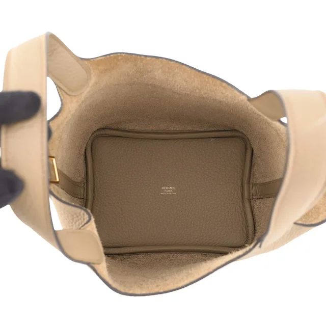 Hermès Picotin Lock Beige Marfa Taurillon Size PM in Beige from GALLERY RARE, photo 5 of 13